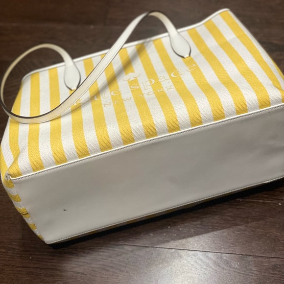 Kate Spade Street Yellow Striped Tote Bag authentic - Picture 6 of 7